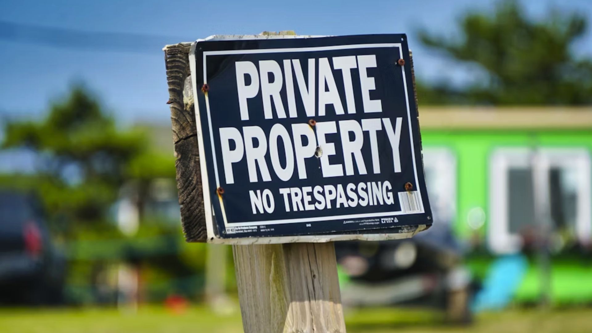 Arizona lawmakers are suggesting a new law that would permit ranchers in the southern part of the state to use weapon against undocumented immigrants crossing their property