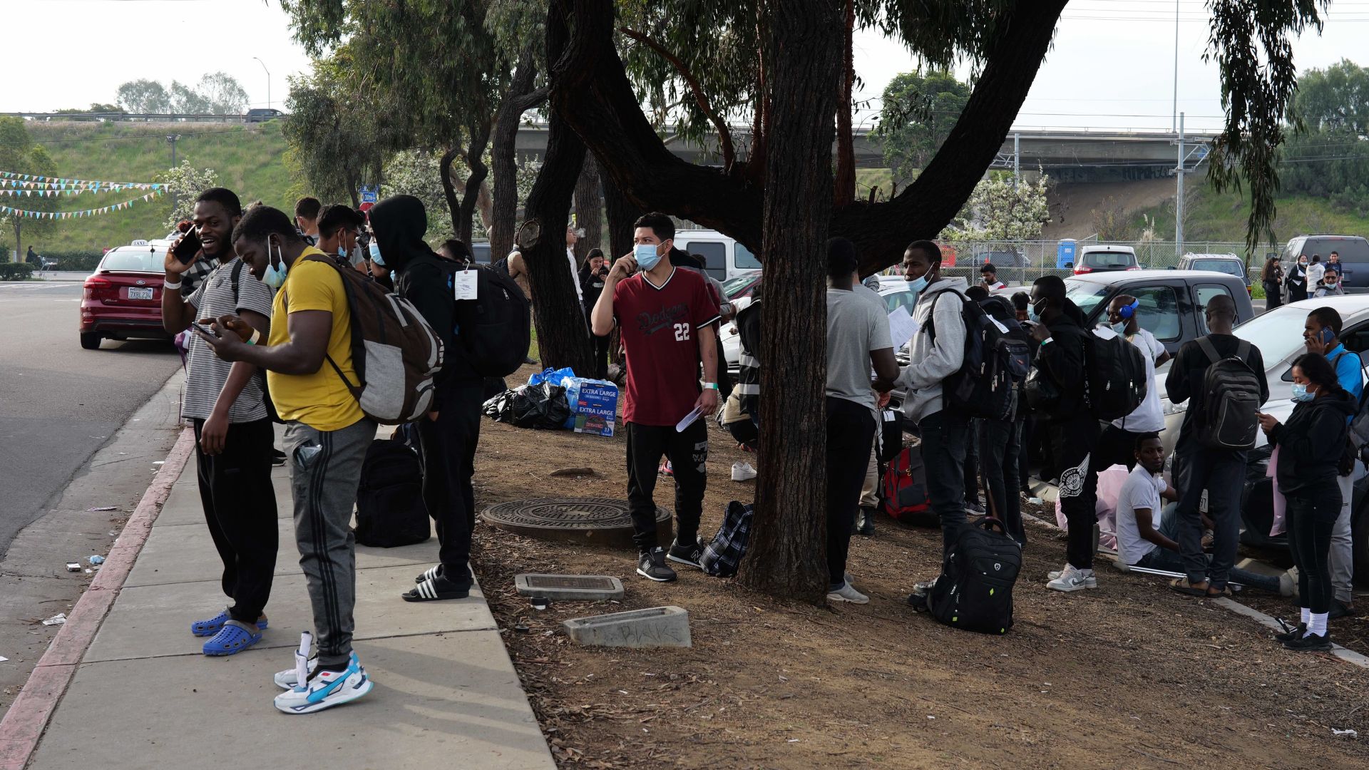 A total of 26 migrants, who attempted to bypass the formal entry process by climbing the wall, suffered injuries, and were hospitalized