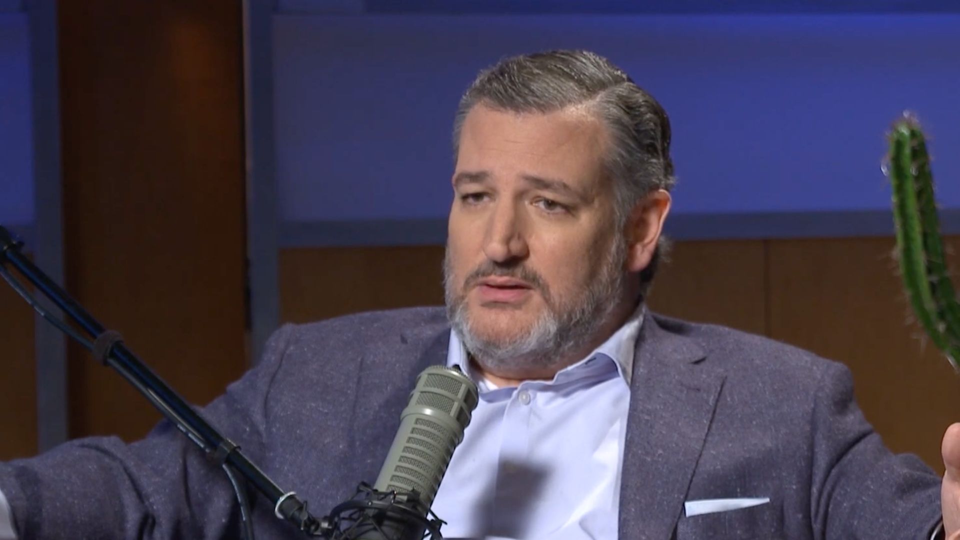 Tax experts noted that even if Ted Cruz did not receive direct payments, he might still need to report it as income to avoid issues