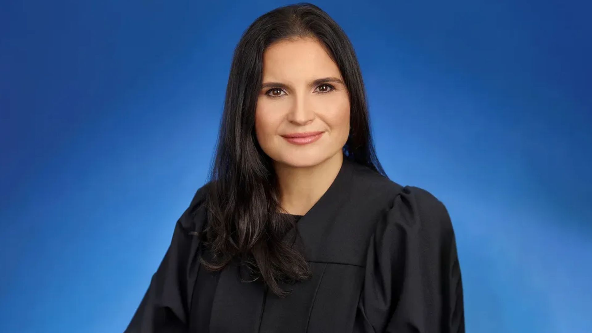 Attorney thinks the special counsel will use the gag order as the opportunity to try and get the 11th Circuit to get rid of Judge Cannon