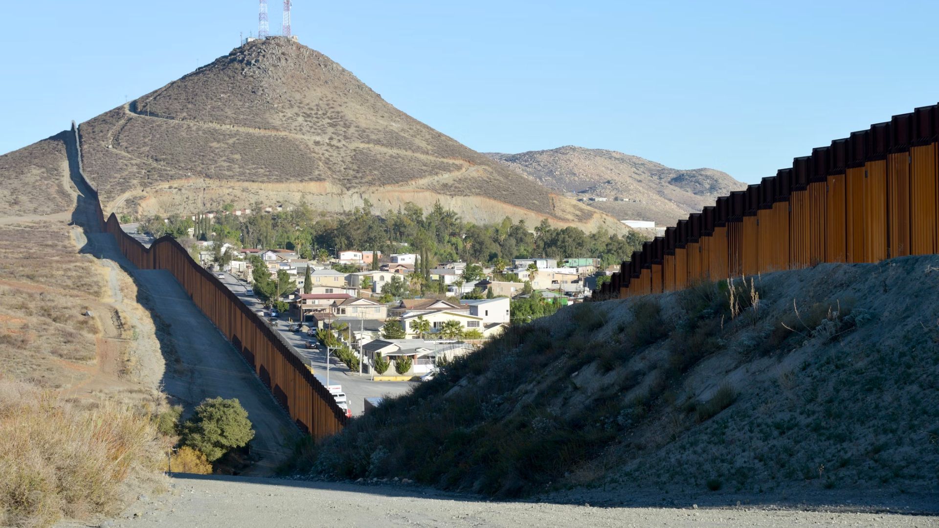 The dropping of riot charges against 211 migrants who surged across the border in El Paso, Texas, has been a disheartening event