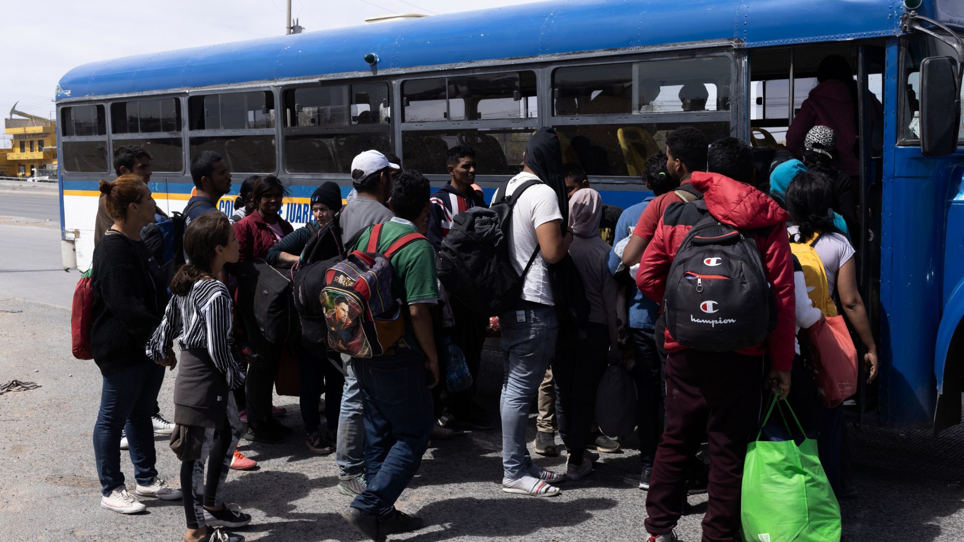 Marco Rubio calls Biden's migrant measure a "joke" and argues that it will not significantly reduce the number of border crossings