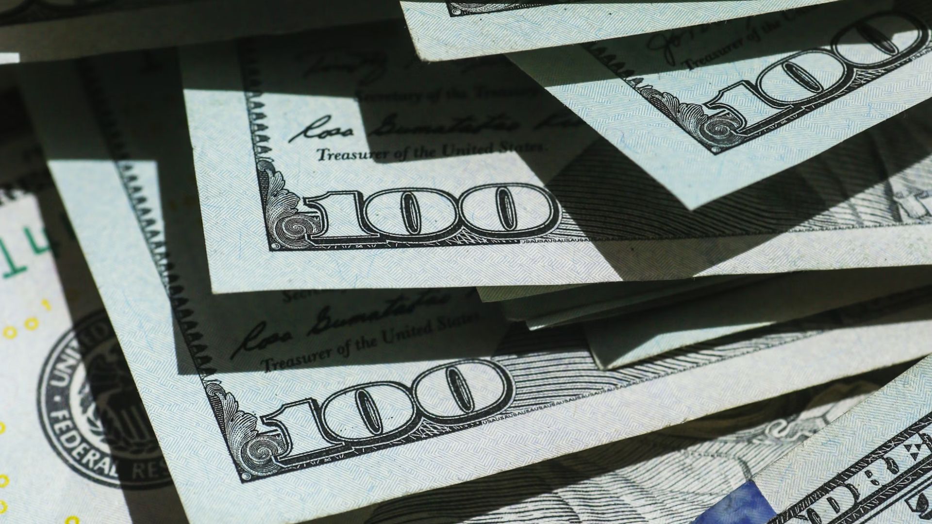 Duke Energy awards 33 South Carolina communities $500,000 in microgrants, Florence PD to receive $20,000 for fighting hurricanes