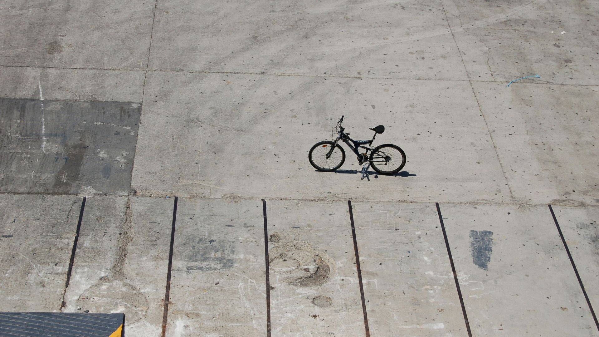 SCDOT has placed buffered bicycle lanes along River Drive in Columbia in a major step toward encouraging safe and sustainable transportation