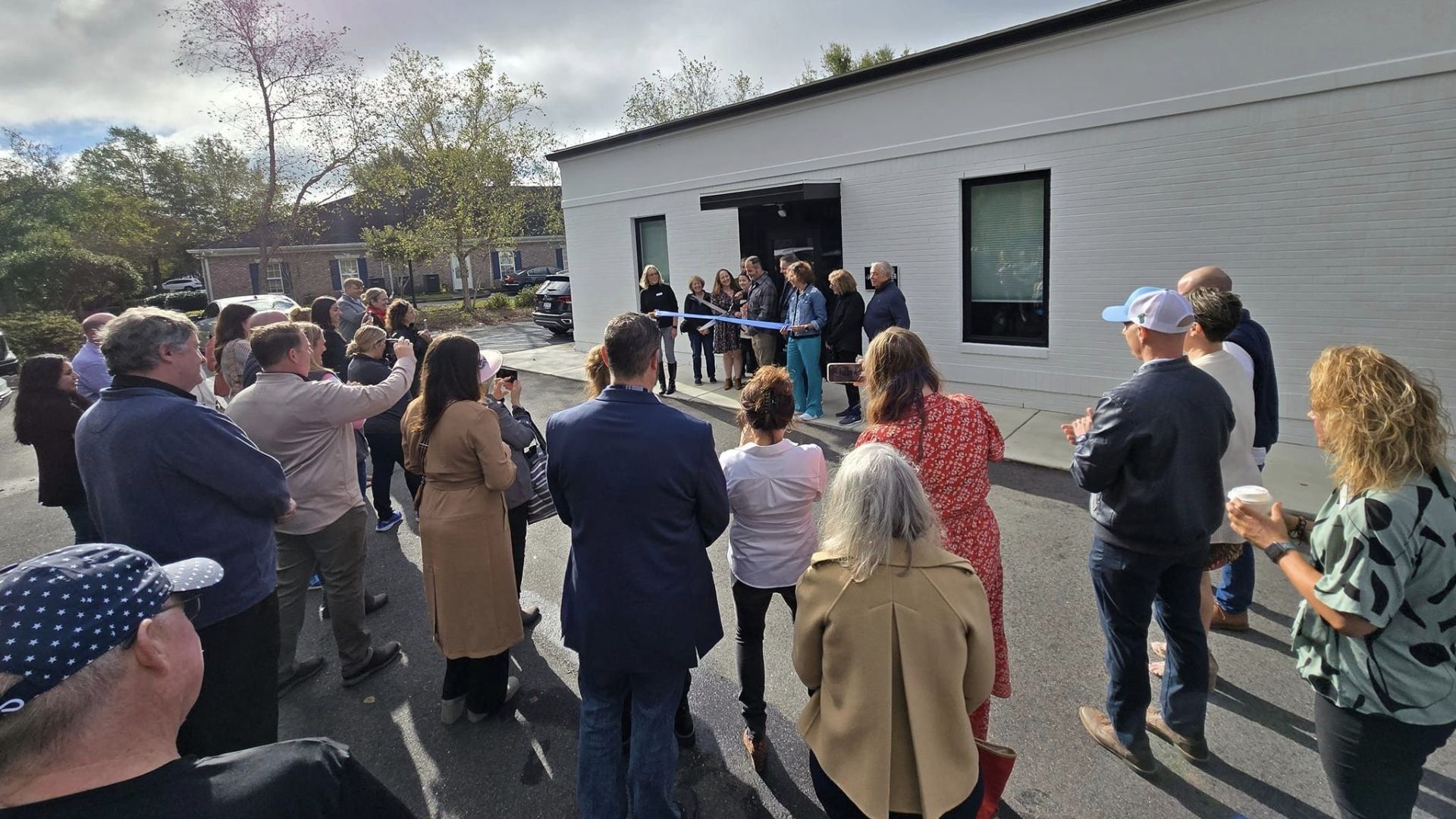 Living Water Mental Health BRAIN Treatment Center officially opened its doors in Myrtle Beach with a ribbon-cutting ceremony on November 15