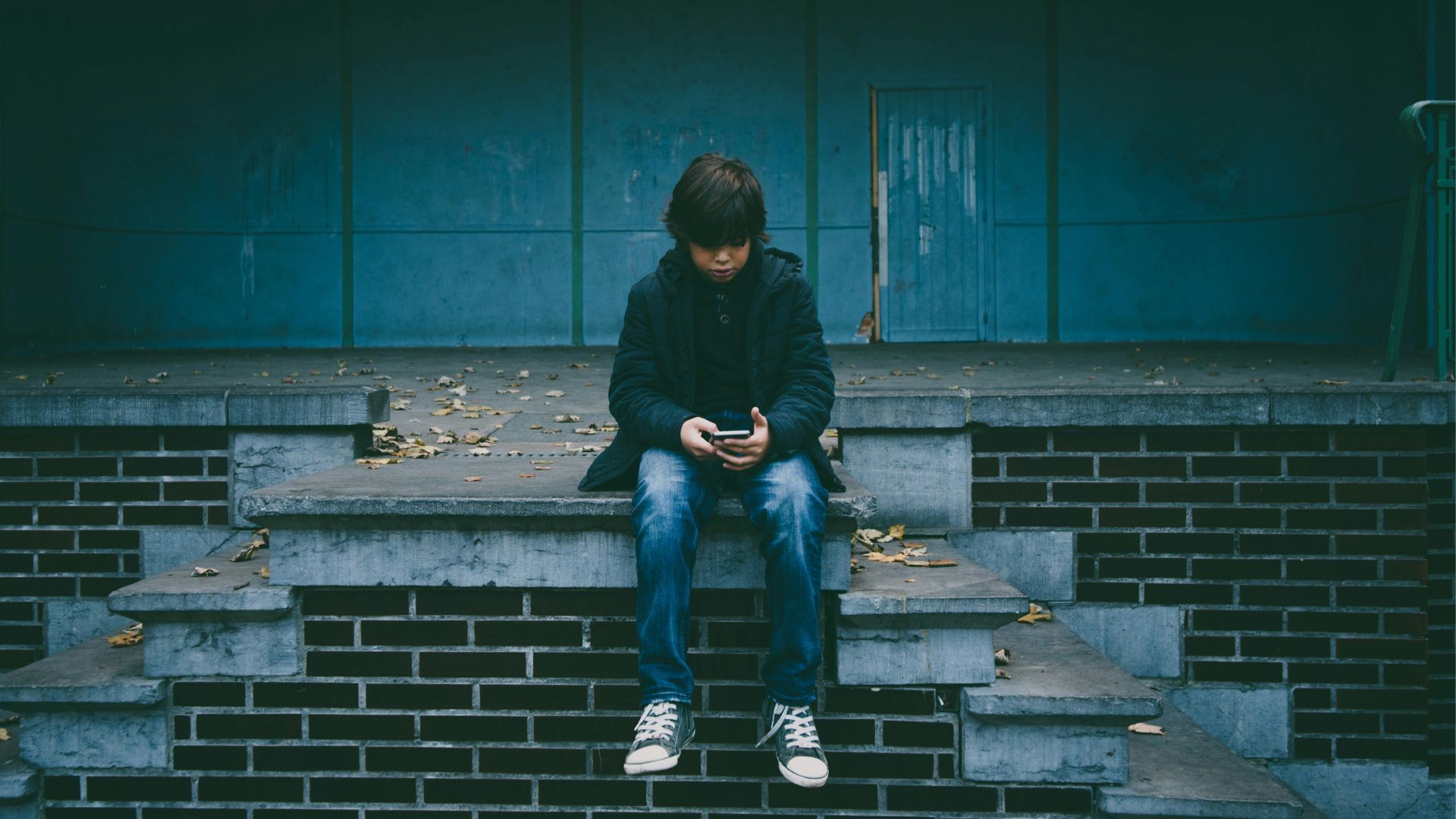 Florence 1 Schools has put comprehensive policies on the use of personal electronic devices during school hours in place