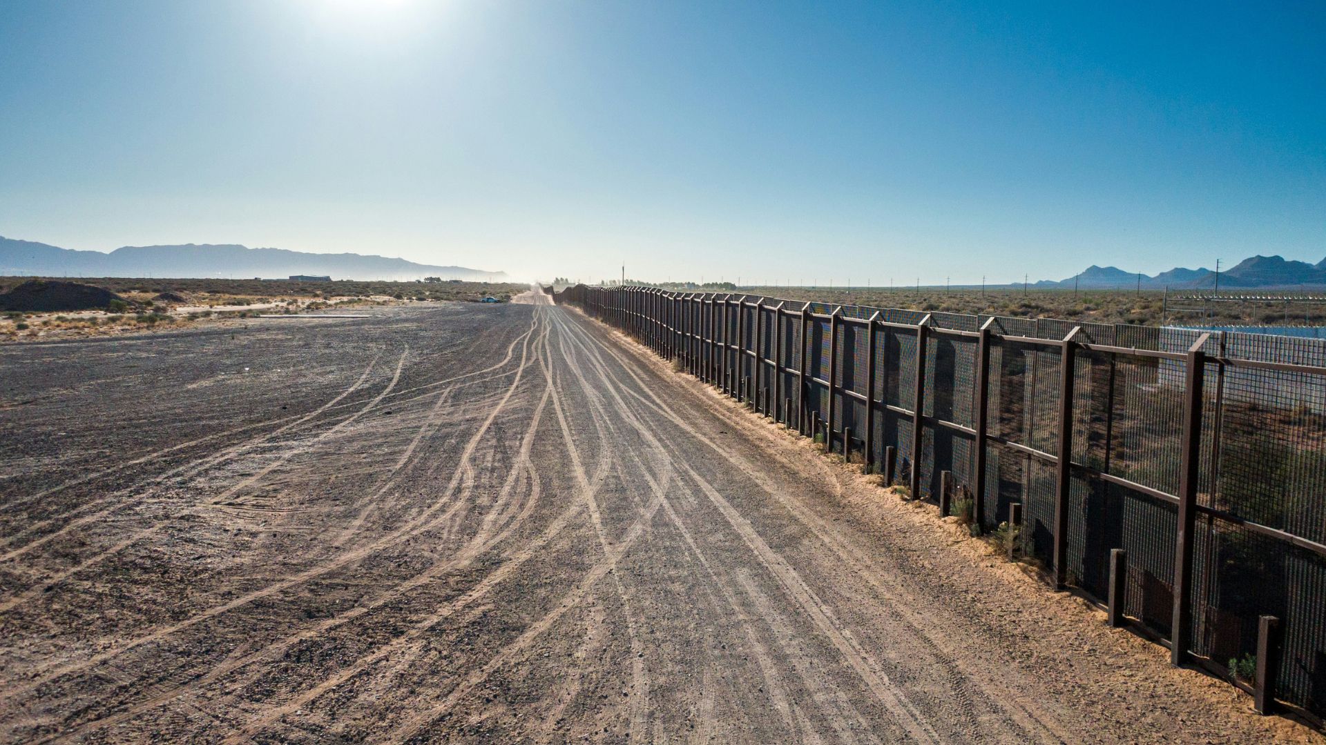 Senator Tom Cotton of Arkansas has put immigration back in the national headlines with a comprehensive new proposal that pledges to change how the federal government handles migrant benefits, citizenship reviews, and enforcement capabilities.