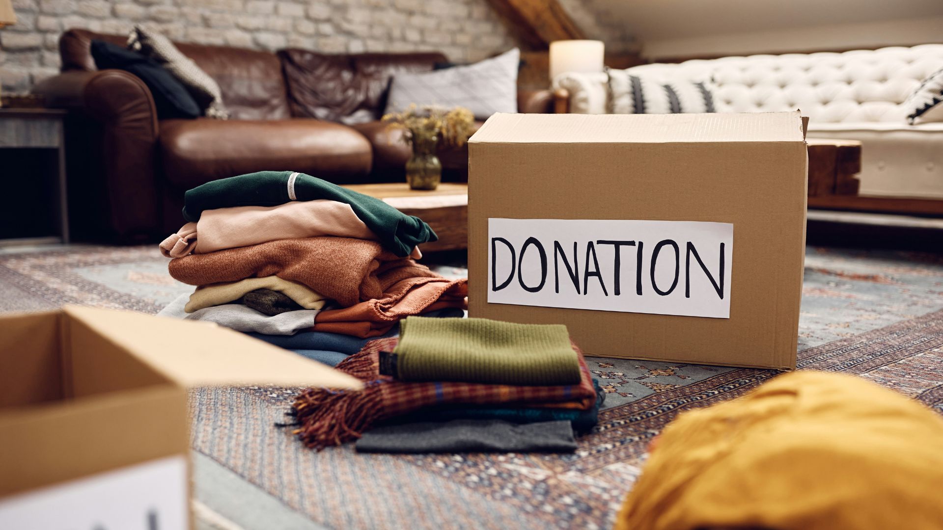 This winter, the City of Columbia and community partners are working together to give people who are having a hard time the things they need to stay warm