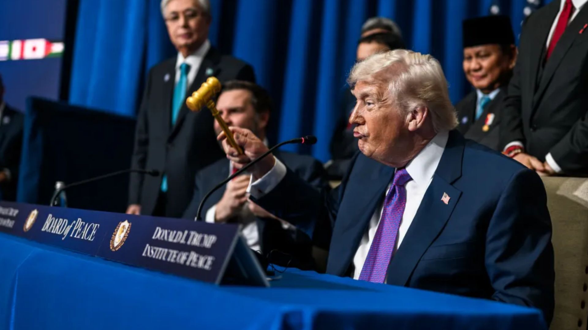 Vance, he wrote, was now “in charge of ‘FRAUD’ in the United States,” a problem the president described as “massive and pervasive.” The assignment, according to Trump, would place the vice president at the center of a nationwide effort to investigate misuse of federal funds.