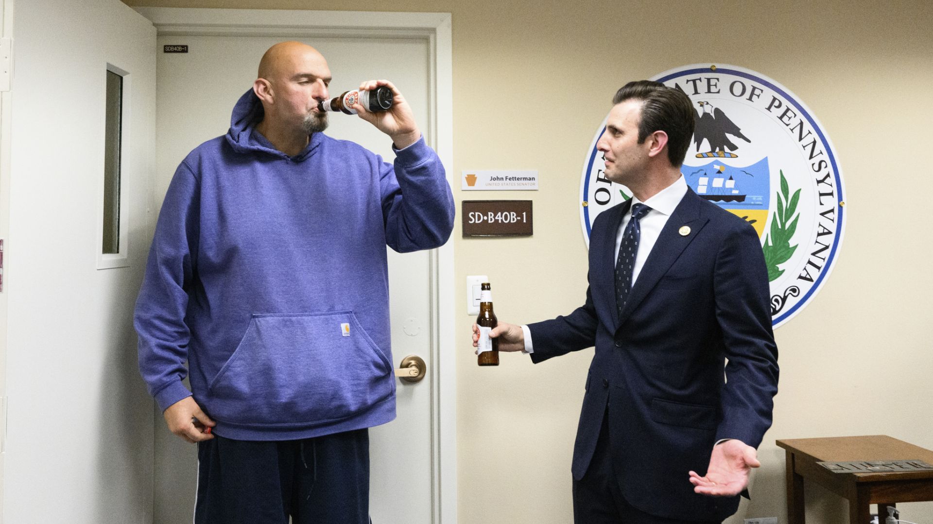 Pennsylvania’s Democratic politics are beginning to look unusually unsettled as Sen. John Fetterman faces fresh signs of distance from members of his own party ahead of a possible 2028 re-election campaign.