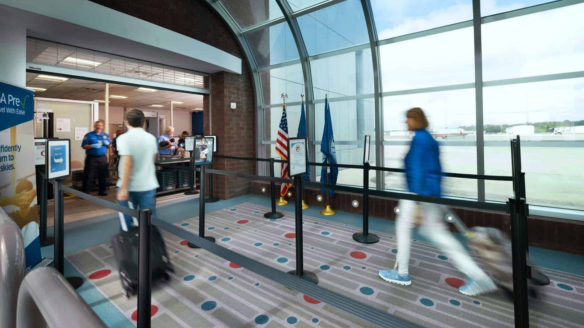 Flying out of Florence does not have to begin with a long drive, a crowded terminal or a stressful race through security. For travelers in the Pee Dee region, Florence Regional Airport offers a simpler option that can save both time and money before the trip even begins.