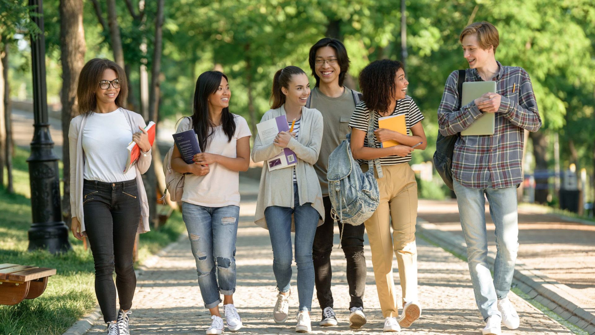 South Carolina’s long-running fair tradition is once again reaching beyond the midway, the exhibits and the fall crowds, this time by sending more than half a million dollars toward the next chapter of students across the state.
