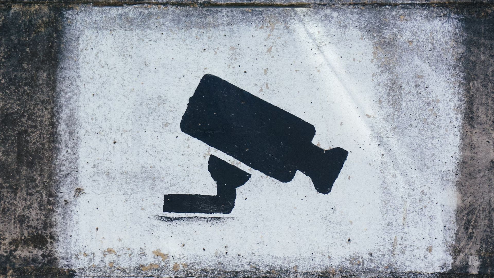 The fight over FISA has returned to Washington with a familiar warning from Sen. Rick Scott of Florida: the government should not be able to search through Americans’ private information without first going to a judge.
