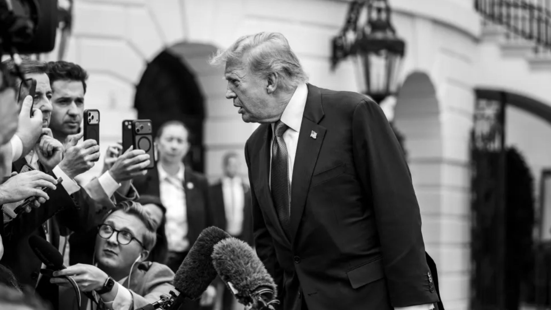 Rep. Tom Barrett (R-Michigan) and Rep. Brian Fitzpatrick (R- Pennsylvania) became the latest Republicans to break with President Donald Trump on Thursday