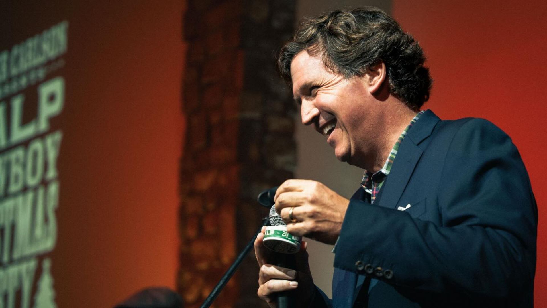 And now Tucker Carlson, once one of Trump’s most powerful media allies, has added a new and blunt judgment: Trump, in his view, is “incompetent.”